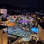 Appartement Dans Un Cadre D'exception, Vue Panoramique A Agay Cote D'azur, Village Cap Esterel, 2 Chambres, Avec Jardin, Golf, Climatisation, Wifi, 5 Piscines