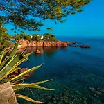 شقة Dans Un Cadre D'exception, Vue Panoramique A Agay Cote D'azur, Village Cap Esterel, 2 Chambres, Avec Jardin, Golf, Climatisation, Wifi, 5 Piscines