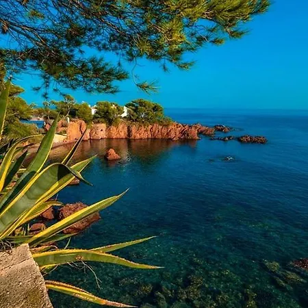 Апартаменты Dans Un Cadre D'exception, Vue Panoramique A Agay Cote D'azur, Village Cap Esterel, 2 Chambres, Avec Jardin, Golf, Climatisation, Wifi, 5 Piscines
