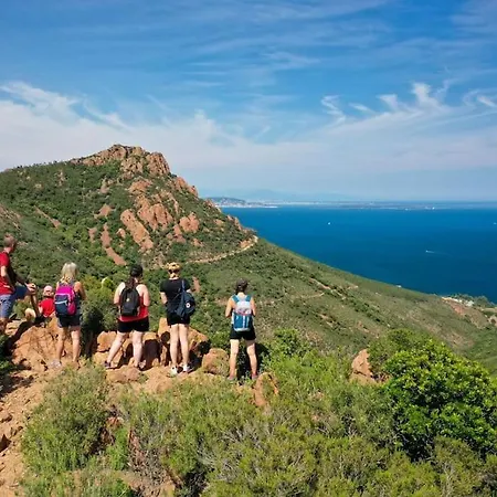 Dans Un Cadre D'exception, Vue Panoramique A Agay Cote D'azur, Village Cap Esterel, 2 Chambres, Avec Jardin, Golf, Climatisation, Wifi, 5 Piscines Lejlighed
