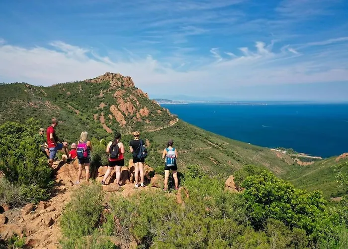 Dans Un Cadre D'exception, Vue Panoramique A Agay Cote D'azur, Village Cap Esterel, 2 Chambres, Avec Jardin, Golf, Climatisation, Wifi, 5 Piscines Apartman