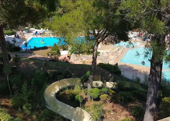 Dans Un Cadre D'exception, Vue Panoramique A Agay Cote D'azur, Village Cap Esterel, 2 Chambres, Avec Jardin, Golf, Climatisation, Wifi, 5 Piscines * Saint-Raphaël