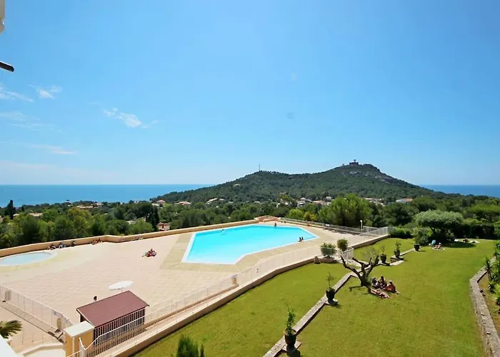 Dans Un Cadre D'exception, Vue Panoramique A Agay Cote D'azur, Village Cap Esterel, 2 Chambres, Avec Jardin, Golf, Climatisation, Wifi, 5 Piscines *