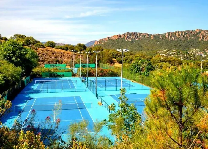 Dans Un Cadre D'exception, Vue Panoramique A Agay Cote D'azur, Village Cap Esterel, 2 Chambres, Avec Jardin, Golf, Climatisation, Wifi, 5 Piscines *