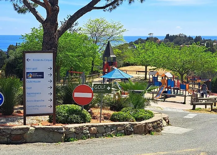 Апартаменты Dans Un Cadre D'exception, Vue Panoramique A Agay Cote D'azur, Village Cap Esterel, 2 Chambres, Avec Jardin, Golf, Climatisation, Wifi, 5 Piscines *